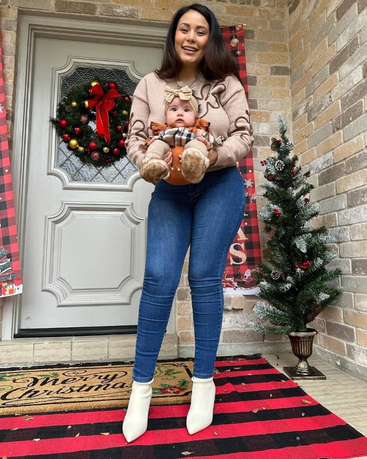 A lo que Mauricio Medina dijo que “con un formidable nivel, estamos listos para ver a esta formidable actriz”. Entonces Oseguera reafirmó que él le está dando clases de actuación, y que harán una presentación de teatro en Tegucigalpa. 