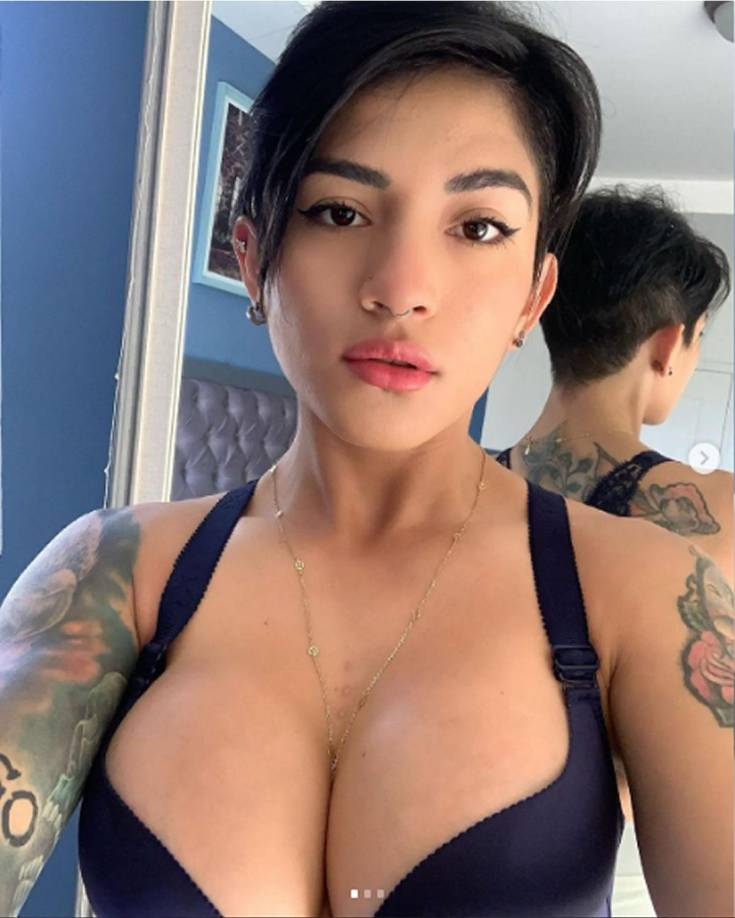 López confesó que se ha realizado cirugías en su cuerpo. “En mis pechos, tengo unos implantes de mama y me los hice tiempo atrás, no me arrepiento de la decisión”.