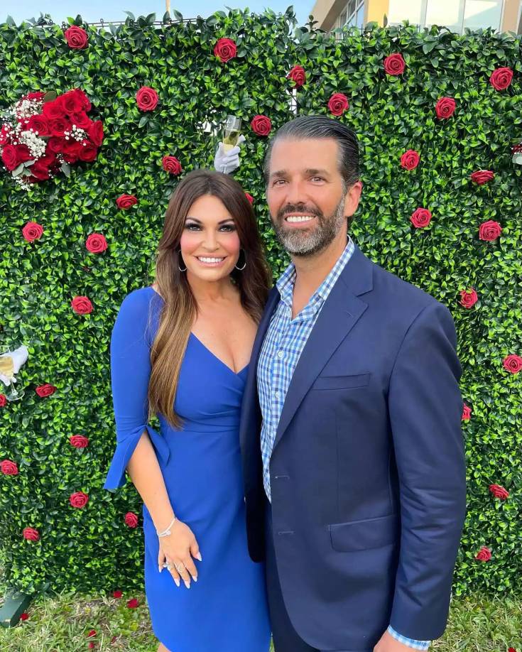 Su pareja actual es la expresentadora de televisión, Kimberly Guilfoyle. Don Jr. se mantiene al frente de la Organización familiar y es uno de los principales oradores de los eventos de campaña de su padre.