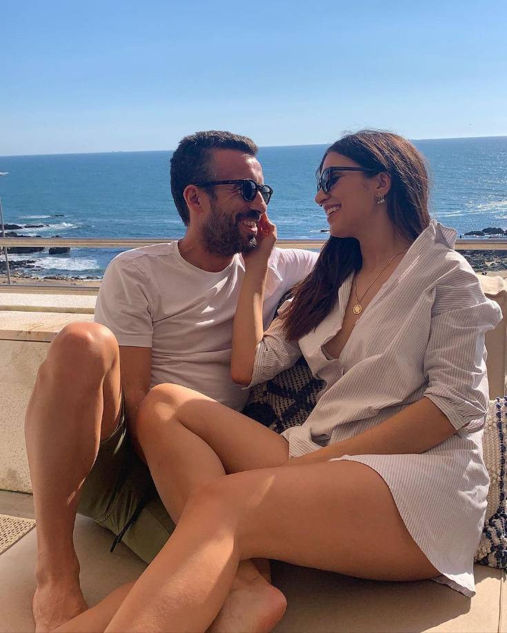 Ricardo está felizmente casado. Hoy se ha convertido en íntimo amigo de Cristiano Ronaldo.