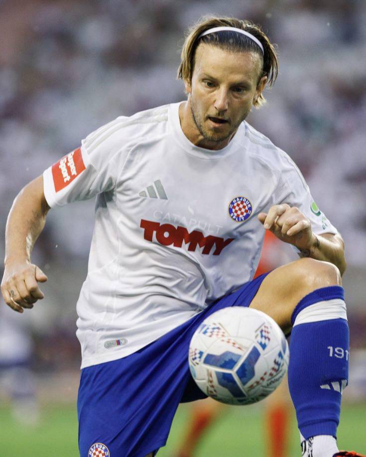 Ahora, milita en el Hajduk Split de Croacia tras su salida de Arabia Saudita.