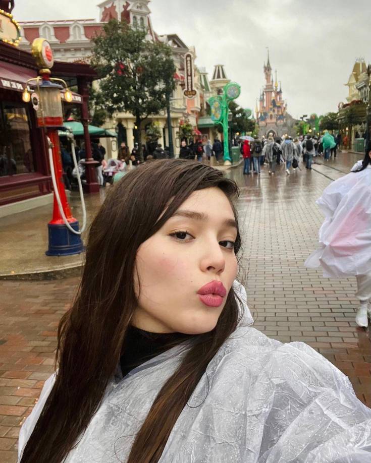 Su pasión es su carrera musical del género de regional mexicano.