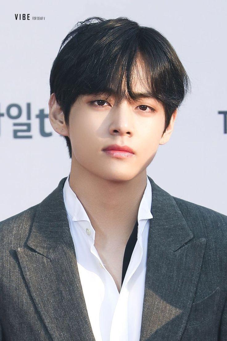 Kim Taehyung de BTS revela que solo escucha el 30% en un oído