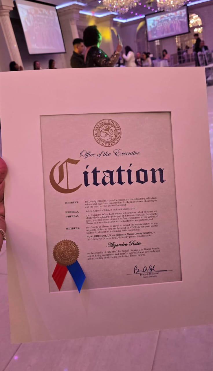 Alejandra Rubio recibe prestigioso premio en Nueva York, USA