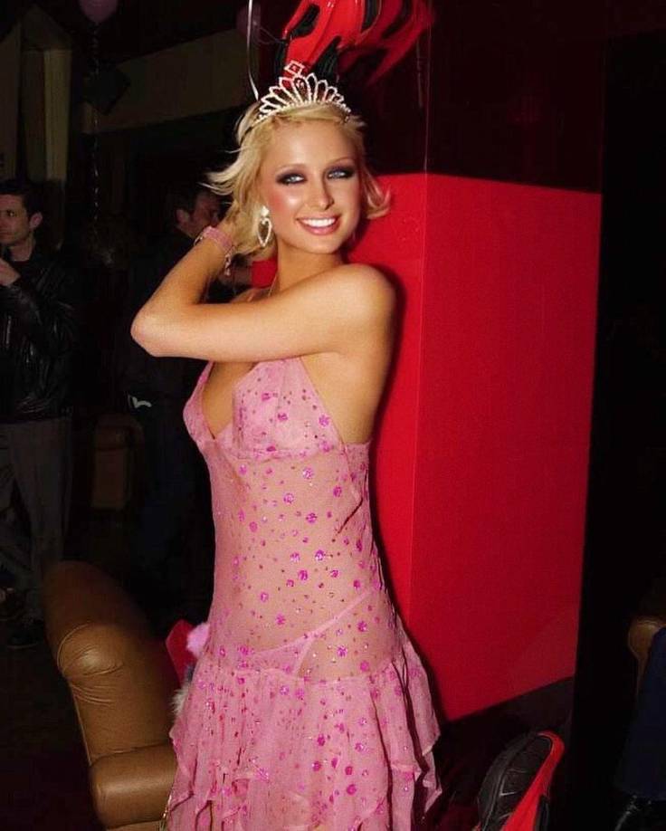 “Lo siento, me emociono mucho al recordarlo”, dijo mientras la entrevistadora le pasaba pañuelos. “Era una niña pequeña. Siento que me robaron la infancia y me rompe el corazón que siga ocurriéndole a tantos niños hoy en día.”