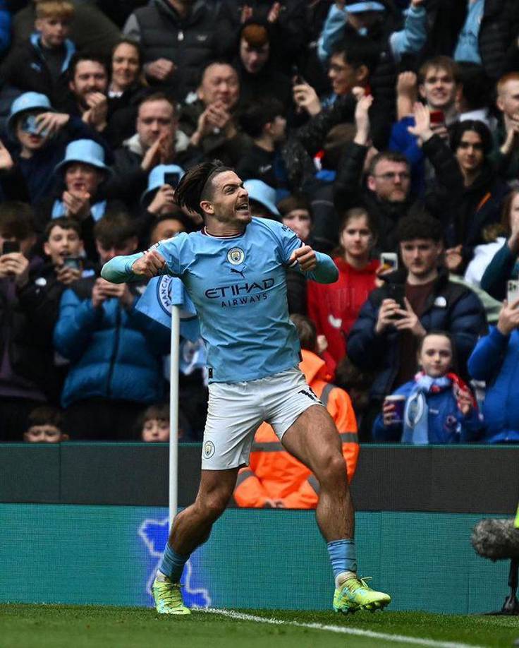 Extremo izquierdo:Jack Grealish.