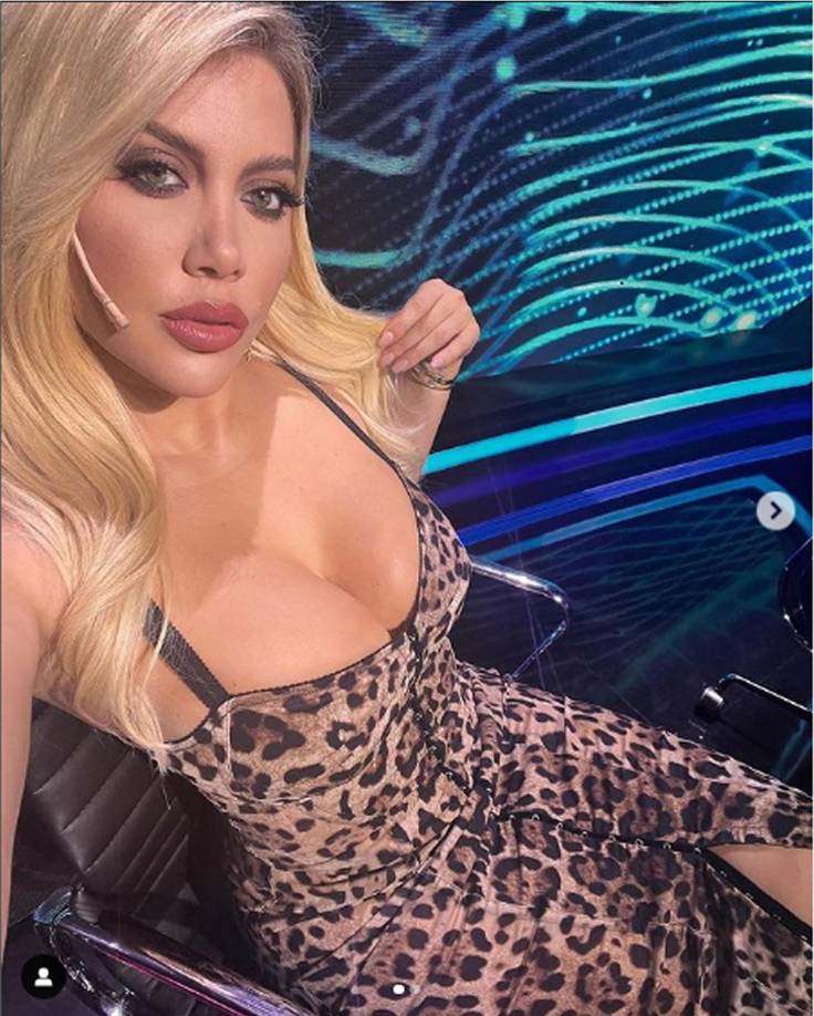 Reveló Icardi que tendrá una reunión con Wanda Nara en los próximos días. “Después hubo un perdón, no sé si sincero o no sincero, pasaron muchas cosas en el medio y la semana que viene vendrá, hablaremos, intentaremos solucionarlo para bien o para mal”, aseguró.