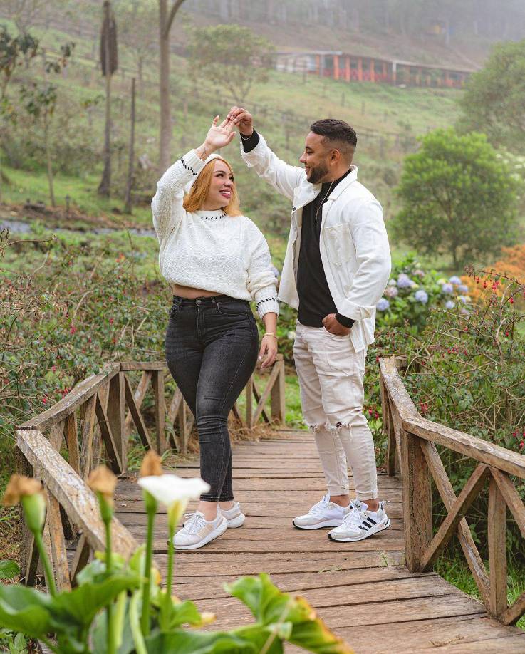 Camilo y Ebed Shaday Calderón, los novios que se salvaron de la horrible tragedia.