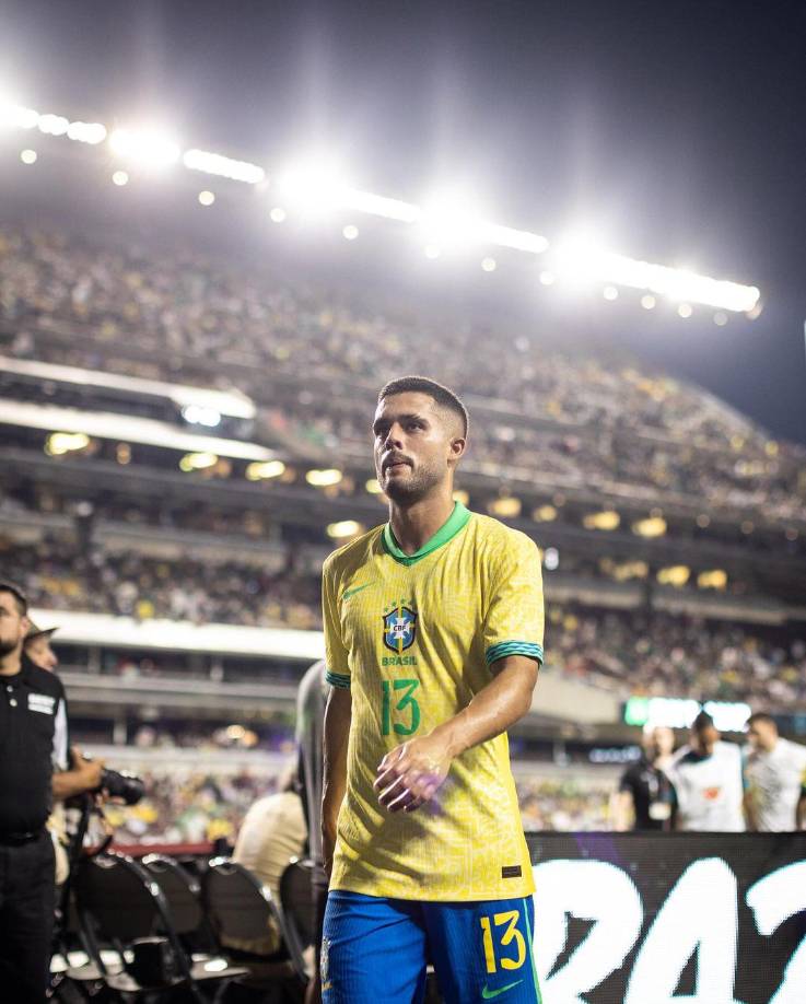 Yan Couto, jugador del Girona, reveló la petición que le hizo la Federación antes de sumarse a la concentración de la Selección de Brasil.