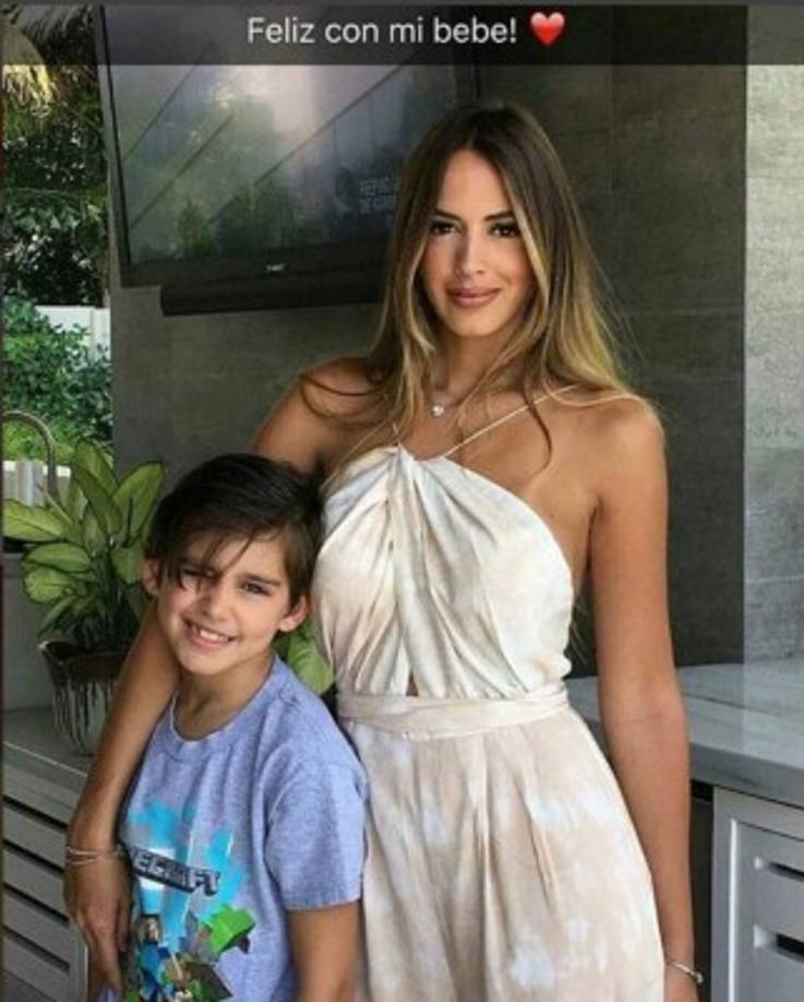 Tras su divorcio con Marc Anthony, la modelo Shannon de Lima se refugia en su hijo en este Día del amor y la amistad. @shadelima: Feliz día del amor y la amistad ❤ #ShannonDeLima #happyvalentinesday #madreehijo #amorverdadero.