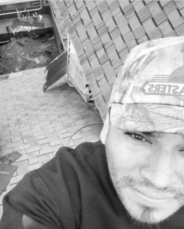 Calin Moreno Franco: 'Siempre en el trabajo, un saludo para todos los Catrachos Hondureños'