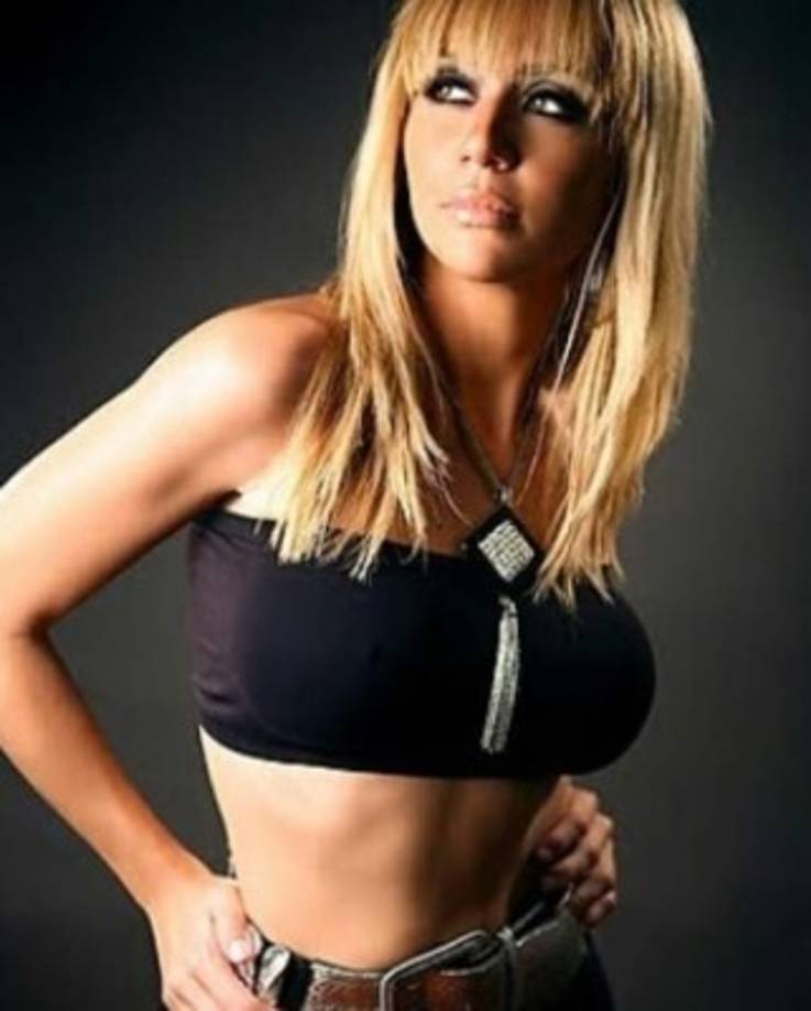 Para dar a conocer la apertura de su negocio publicó en sus redes sociales un baile en minifalda. <br/>Y escribio: 'Noelia's Cabaret en Pompano Beach / Justo atrás del Starlight Restaurant en 2000 Hammonville Blvd. Pompano Beach, Florida. Casi todo listo para este Fin de Semana' Escribió en el video'.