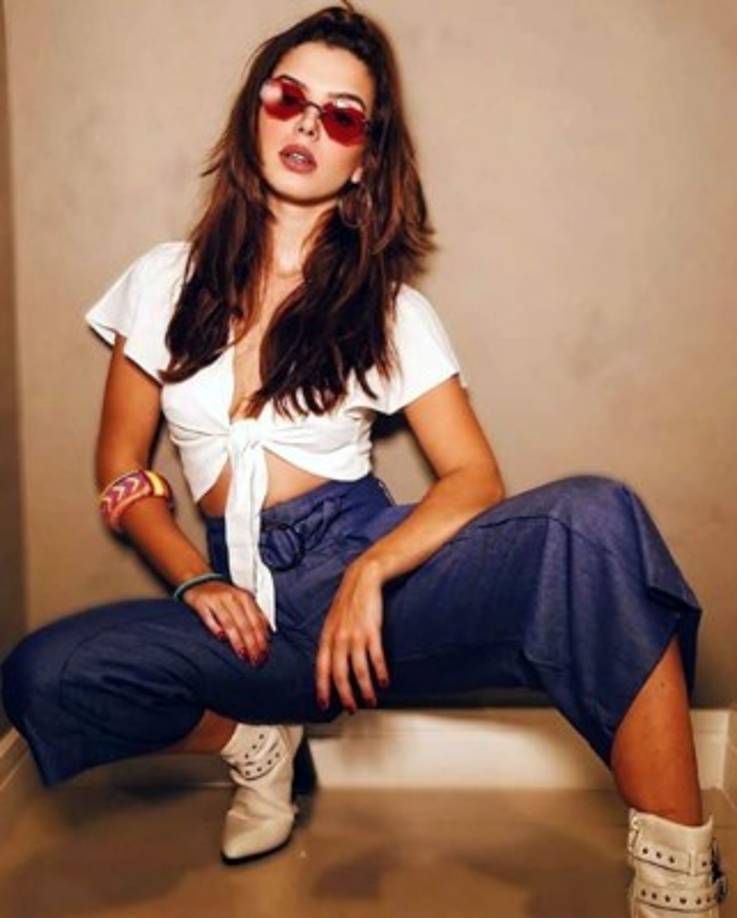 Neymar estuvo en Inglaterra junto a la Selección de Brasile y, antes de disputar el primer partido contra Uruguay en Londres, coqueteó en las redes sociales con Giovanna Lancellotti, la actriz brasileña que casualmente también se encontraba en la capital inglesa.