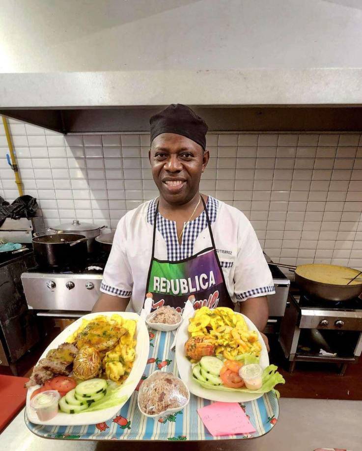 Cuando su estado de salud mejoró, decidió emprender su propio negocio de asados en su apartamento en la colonia Pradera.
