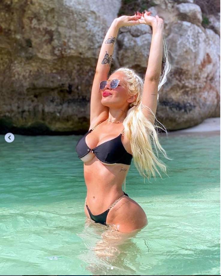 Karoline Lima - Es la pareja de Eder Militao, defensa brasileño del Real Madrid.