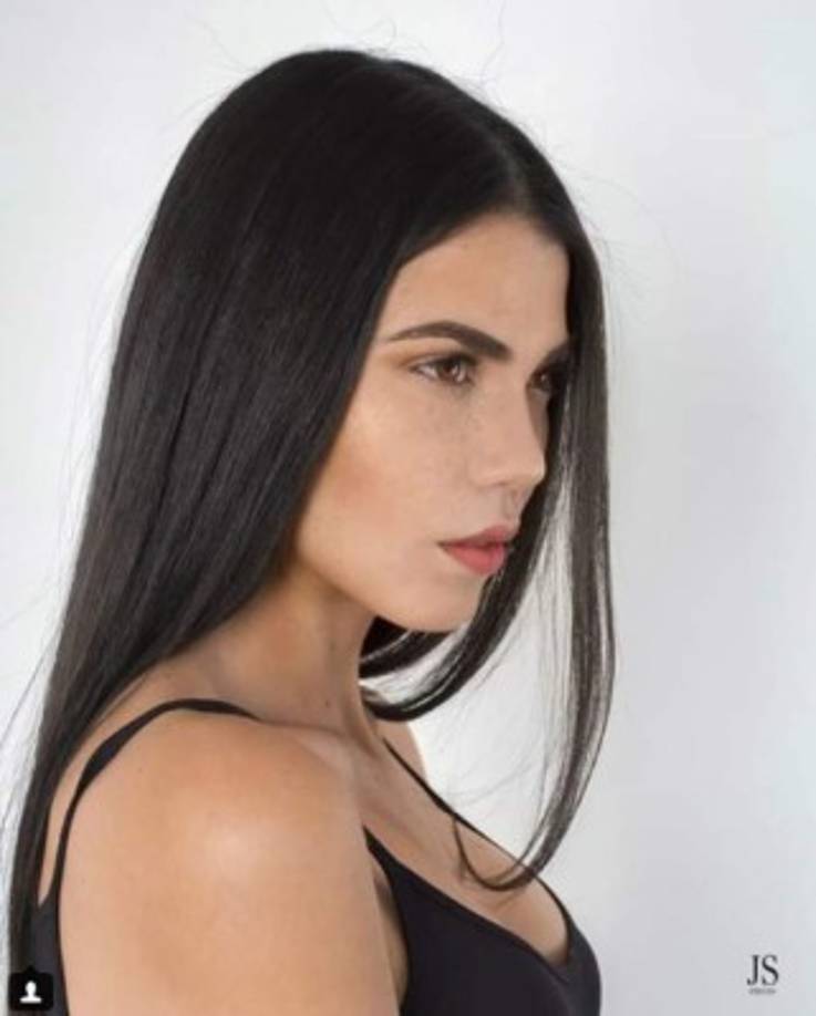 Afirmó que tuvo que vivir practicamente escondida por un buen tiempo: 'Al igual que ustedes, pensé que la respuesta era: Ninguno…Viví casi año y medió escondida y espero que puedan ser capaces de ponerse en mi lugar. Es algo que no le deseo a nadie, es feo, doloroso y afecta tanto anímicamente que ni se lo sueñan'