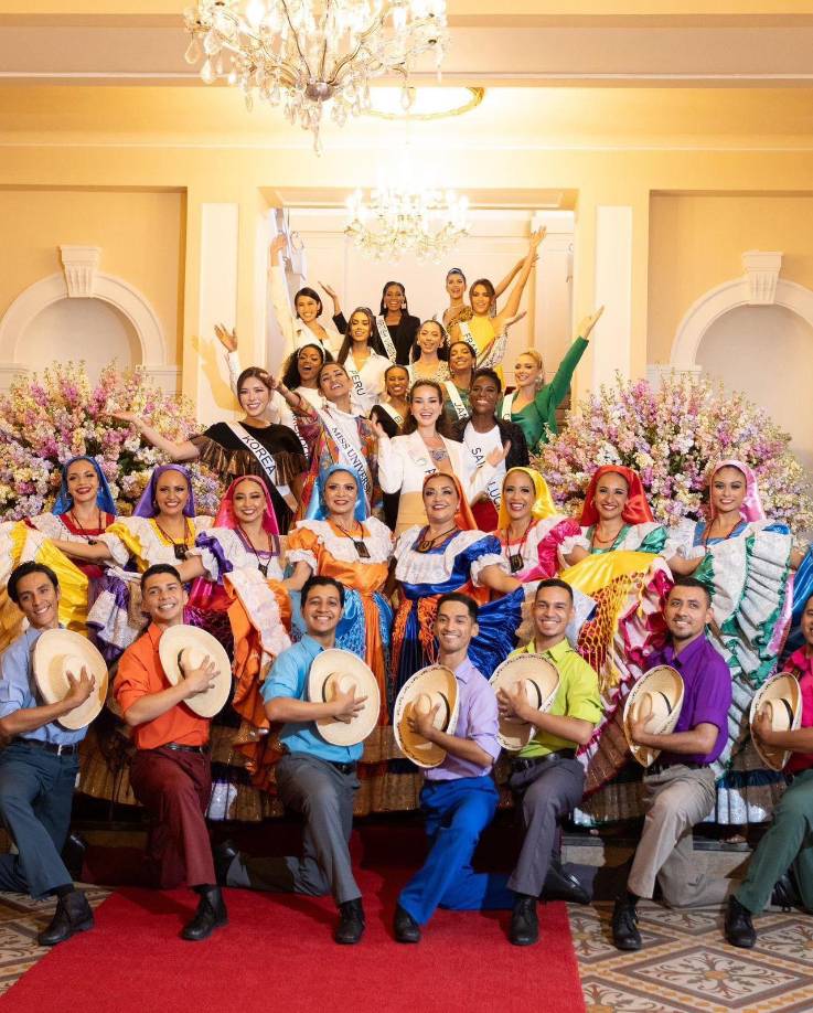 El presidente salvadoreño, Nayib Bukele, anunció en enero pasado, durante la transmisión de la edición 71 del Miss Universo que se realizó en Nuevo Orleans, Estados Unidos, que El Salvador sería la sede de la edición 72 del certamen.