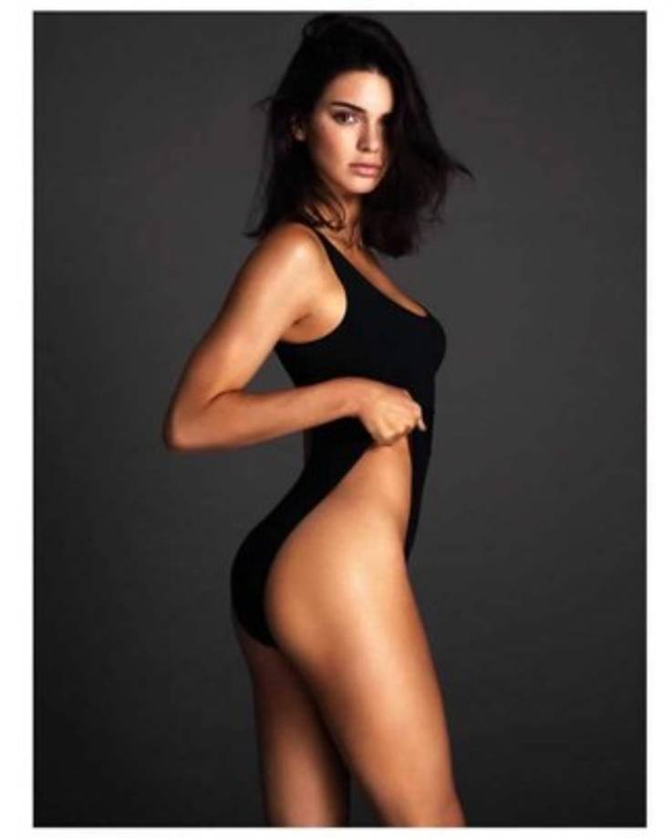 El nombre de Kendall Jenner ha subido en los últimos meses como la espuma en el mundo de las pasarelas desfilando para marcas tan reconocidas como Chanel, Givenchy o Marc Jacobs.