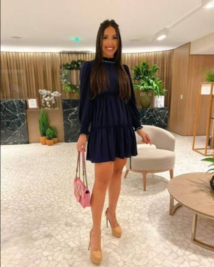 De acuerdo con sus familiares, cuando habían transcurrido seis días de haberse llevado a cabo la cirugía, Amorim se empezó a quejar de unos fuertes dolores y el médico habría hecho caso omiso a las quejas de las dolencias y “solamente prescribió medicamentos paliativos y analgésicos”.