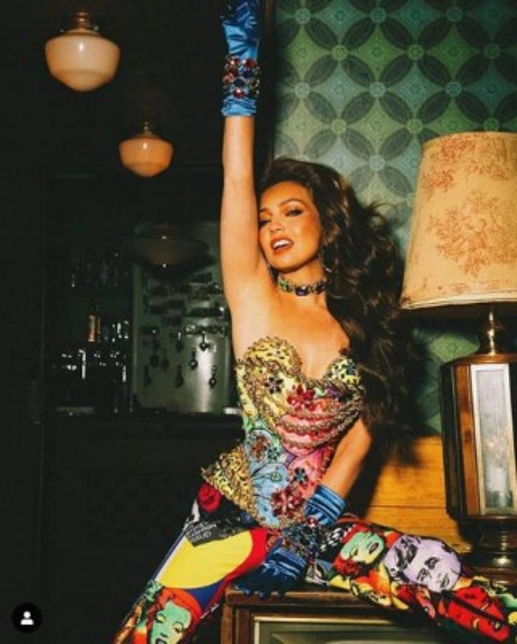 También se dice que la esposa de Tommy Mottola se sometió a la otoplastia, que consiste en cambiar la forma y tamaño de las orejas.<br/><br/>A pesar de la insistencia de los medios de comunicación, Thalía jamás aceptó haberse sometido a la operación e incluso bromea al respecto en redes sociales.