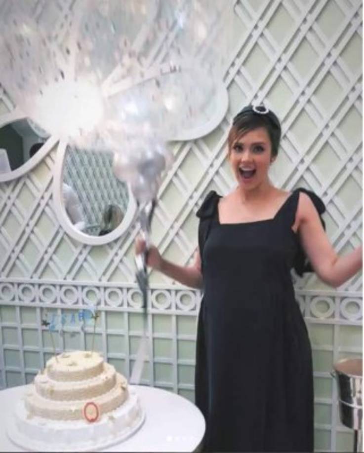 La actriz Jessica Alba dará a luz a su tercer bebé, que será un varón. La estrella es madre de Honor, de 9 años, y Haven, de 5, frutos de su matrimonio con Cash Warren.