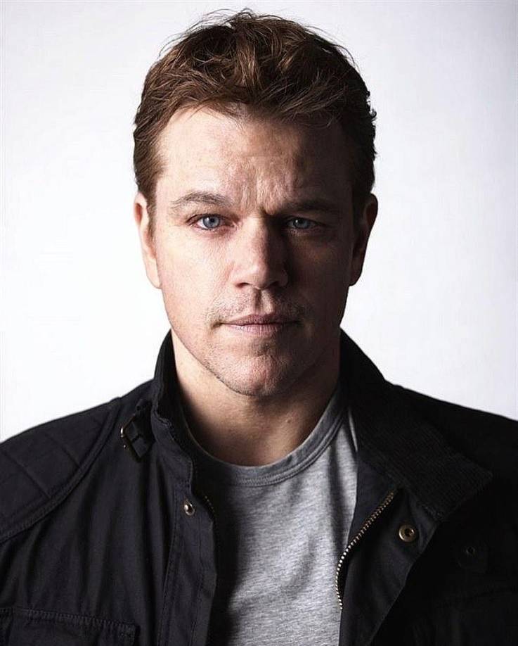 Uno de ellos es Matt Damon, el protagonista de ‘La Gran Estafa’ es dueño de una casa llamada ‘Maravilla’ construida en 1935 y que cuenta con 7 habitaciones y 9 baños. Damon la adquirió en 2005 por 14 millones de euros.