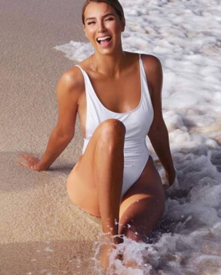 Un año después de noviazgo, la pareja decidió comenzar una vida juntos y ambos hicieron sus pininos en el mundo de la actuación y el modelaje. <br/>