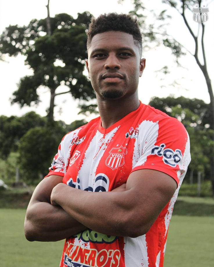 Sorpresa. El Vida anunció el fichaje del zaguero central de Guinea-Bissau, Mamadu Djalo, quien ha participado en el fútbol portugués . 