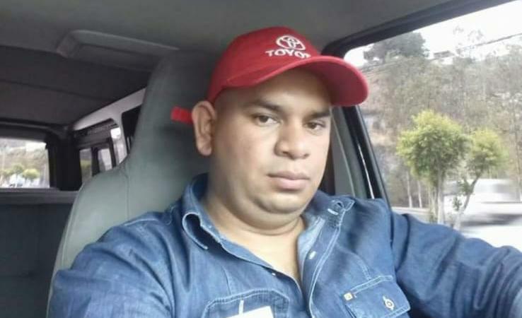 Transportista reclama a conductor que atropelló a peatón y lo matan a balazos