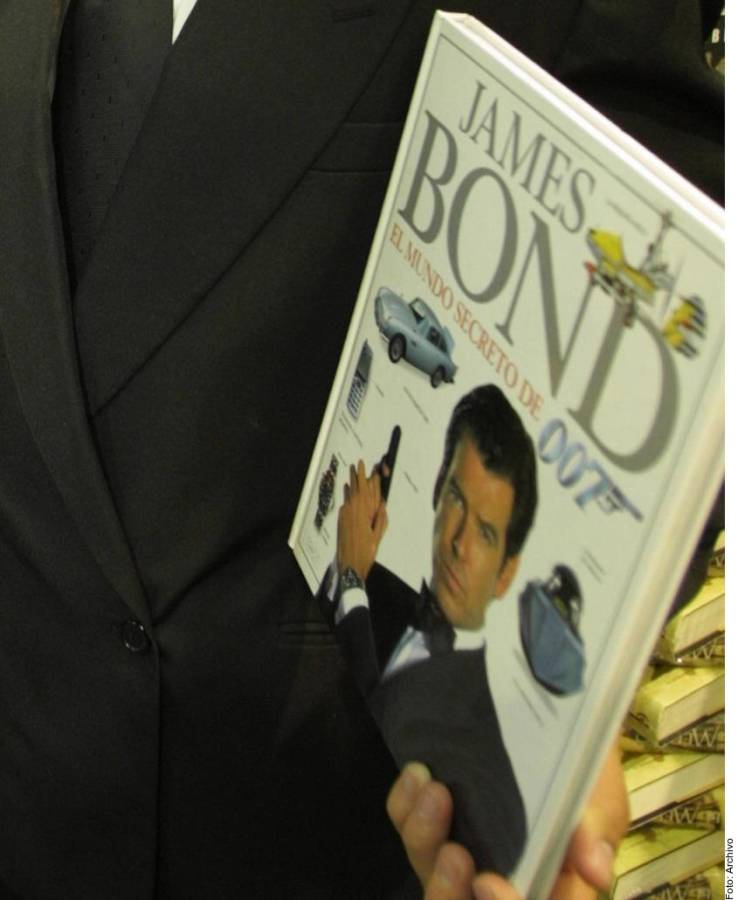James Bond: eliminan expresiones racistas de la novela