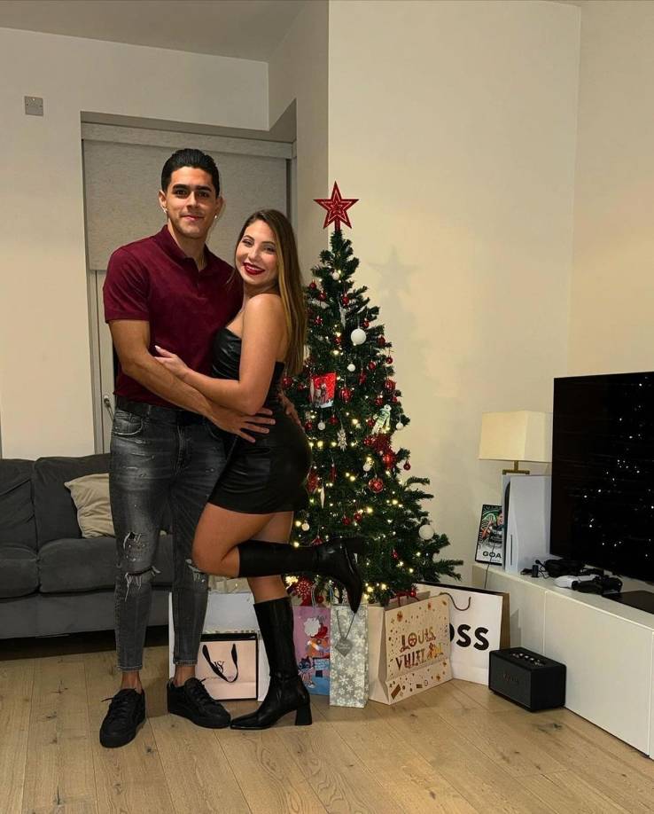 Annie es mayor que Luis, pues ella tiene actualmente 26 años, mientras que el jugador 24. No obstante, eso no ha sido un impedimento para estar juntos y ser su fan número 1.