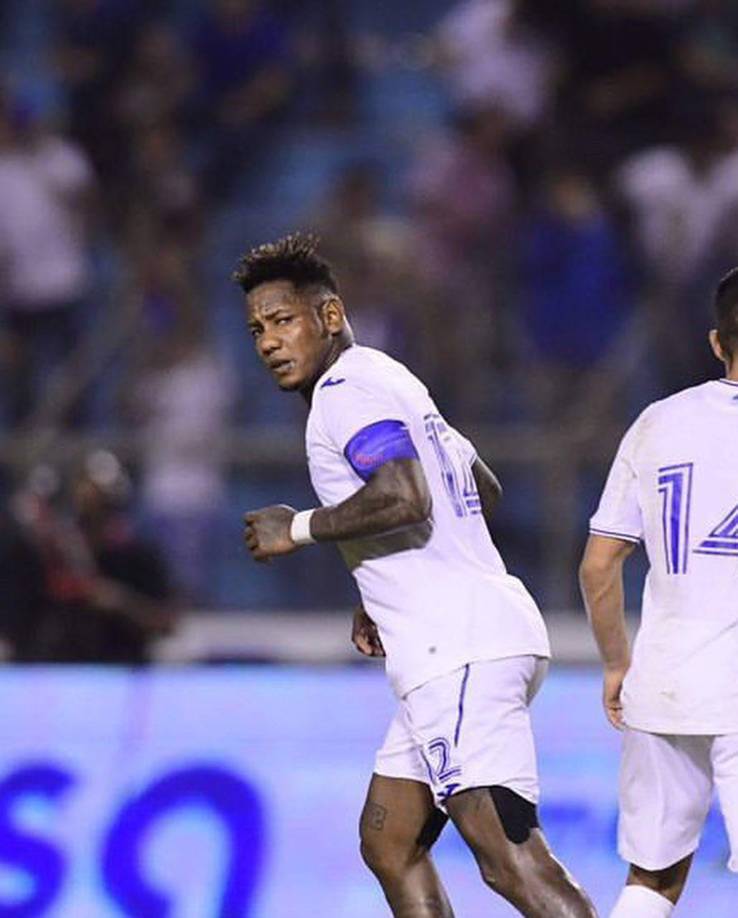 El “Romántico” confesó que no lo hace por “quedar bien contigo “Chelito”, ni con nadie” , además, le mandó un consejo a Francisco para las futuras críticas que reciba.