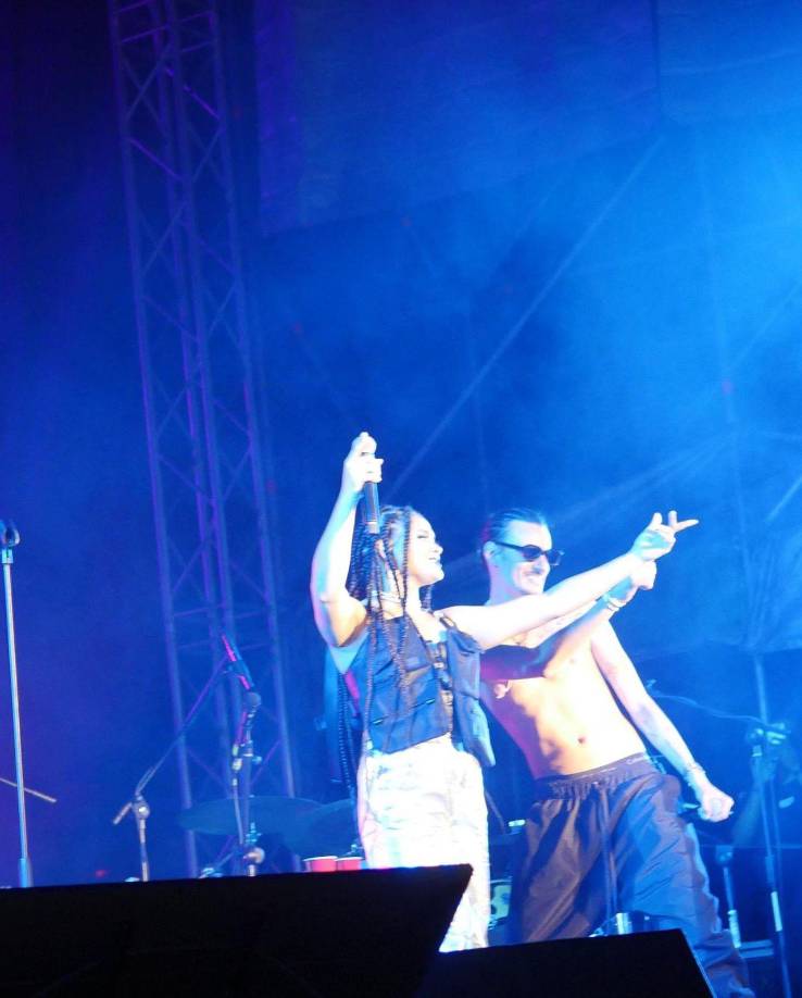 ¡Espectáculo total! Cesia Sáenz brilló en concierto de Danny Ocean en Tegucigalpa (Fotos)