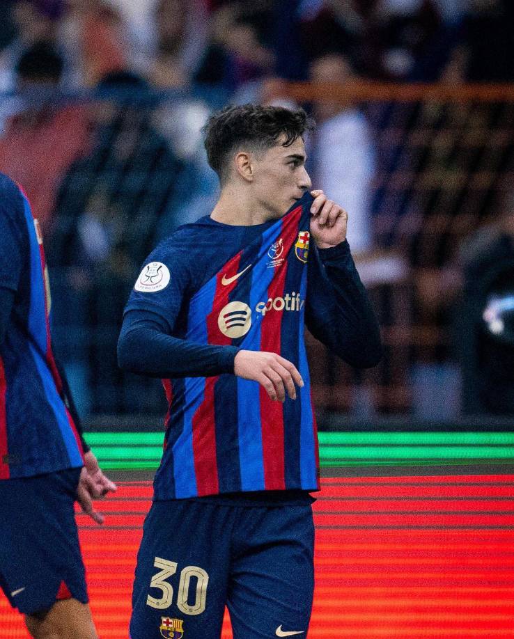 El joven centrocampista del Barcelona está en boca de todos por una noticia que ha salido a la luz pública en los últimos días. 