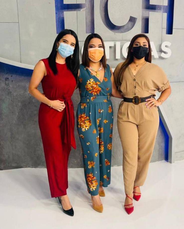 La comunicadora dijo que fue su amiga, la presentadora, Rina Leal (derecha), quien la motivó a realizarse la lipotransferencia, que consiste en retirar grasa localizada en el abdomen y espalda y pasarla a los glúteos.