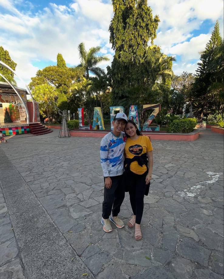 Asimismo, agradeció al reconocido médico que radica en San Pedro Sula, José Jaar, quien fue parte del proceso de embarazo de Yeimi. 