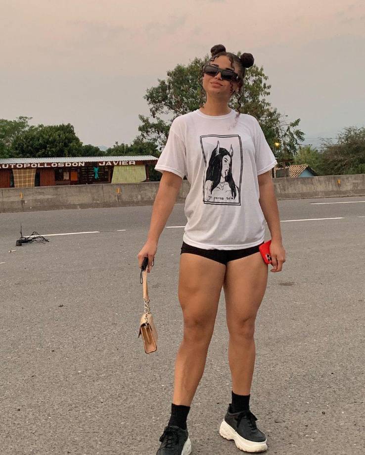 Cesia Sáenz presume cuerpazo tras cirugía estética