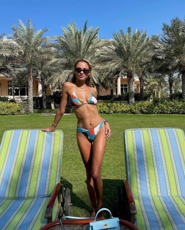 De acuerdo a lo que comentado en la revista “Vogue”, toda su trayectoria sufrió bastantes bajones desde que decidió dedicarse al modelaje.