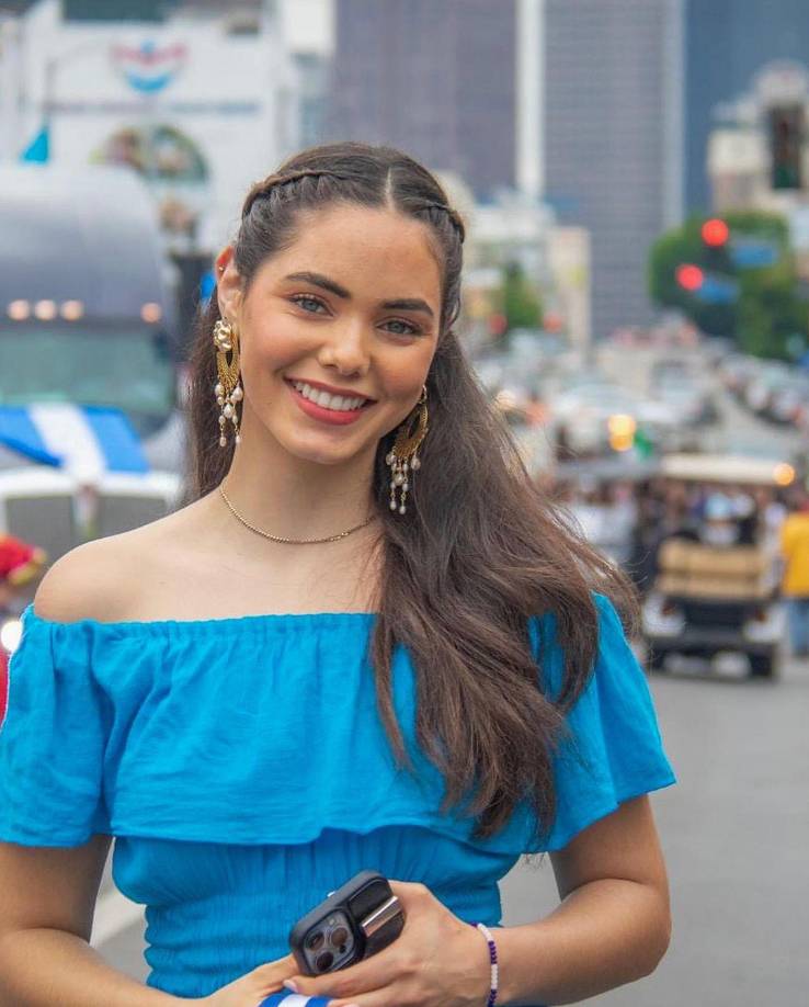 ”El desfile Cofeca lo he hecho desde los siete años y siempre es un honor representar a Honduras”, contó la bella catracha.