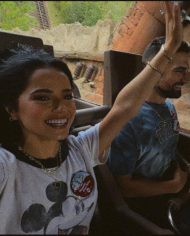“A continuación subiré los videos de esa noche en la discoteca donde estuve presente con Sebastian Lleget, novio de Becky G”, comenzó el post del usuario que compartió las pruebas.