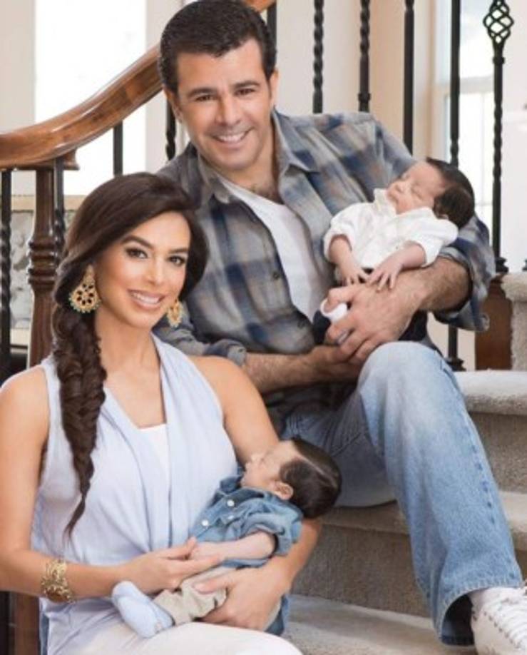 Pero, la cigüeña los volvió a sorprender en 2014 con la llegada de los gemelos Daniel y Arturo.