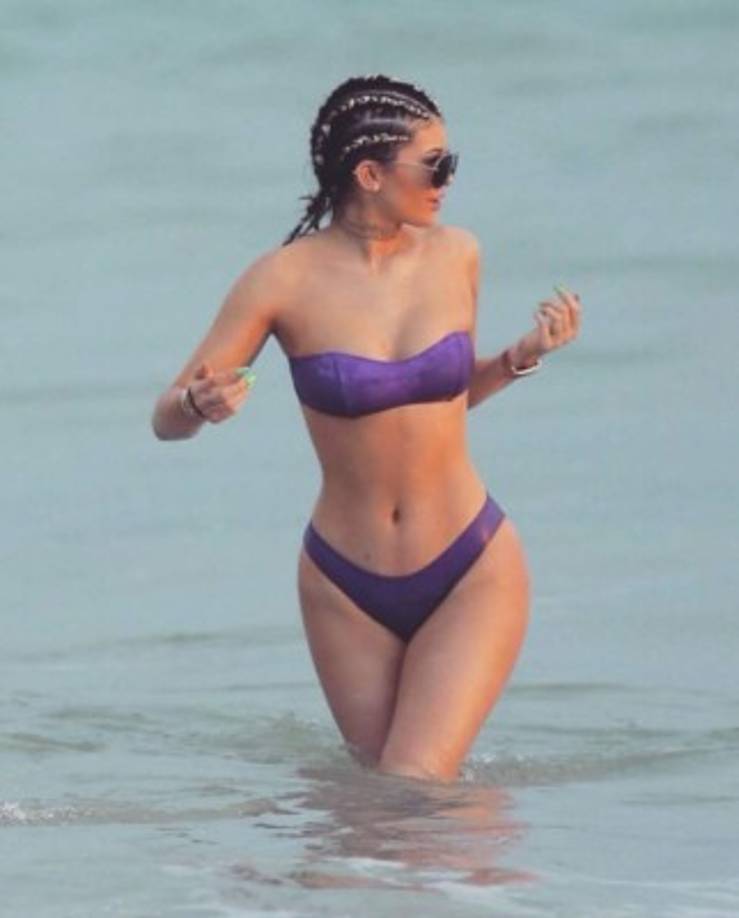 'Me encantan los labios y el brillo, y trabajar con estos productos', dice Jenner. 'Hay una gran tendencia al alza con los delineadores labiales y yo fabrico el mío. Es mi pasión'.