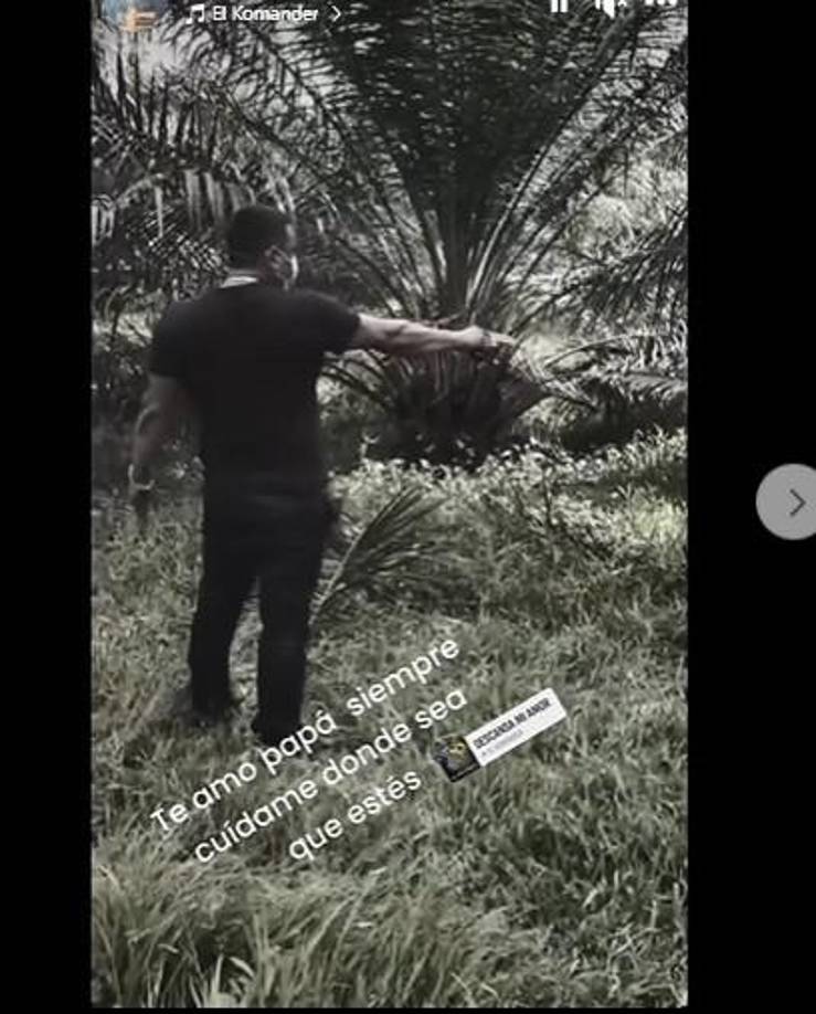 Un hijo del infortunado subió un video en el que se ve a Jorge disparando sus armas de fuego.