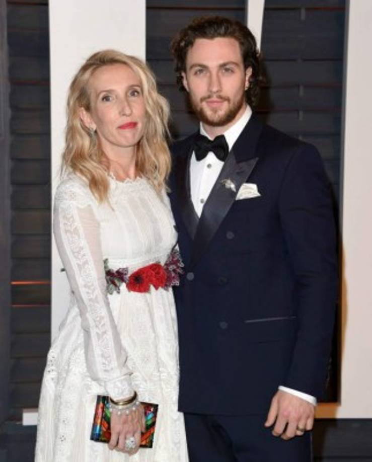 - Sam Taylor-Wood y Aaron Taylor-Johnson- <br/><br/>Aunque la directora de 'Fifty Shades of Grey' le lleva 23 años al actor, a finales de 2009 anunciaron su compromiso y en 2012 se casaron.<br/>