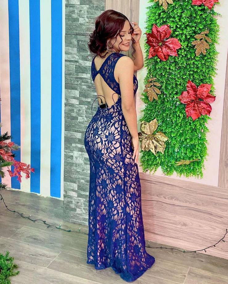 Daniela expresa en redes sociales su pasión con el ejercicio mostrando fotos y videos realizando rutinas.