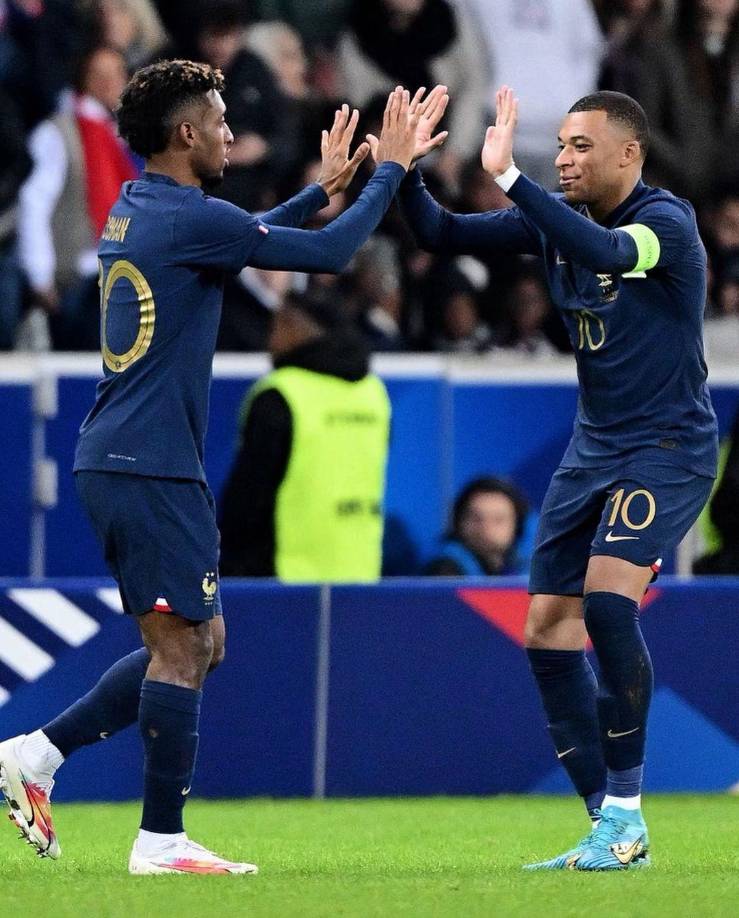 El PSG ve en Coman el sucesor de Mbappé. Desde Bild apuntan a que los parisinos estarían dispuestos a ir a por el extremo francés, que no es indispensable para el Bayern.