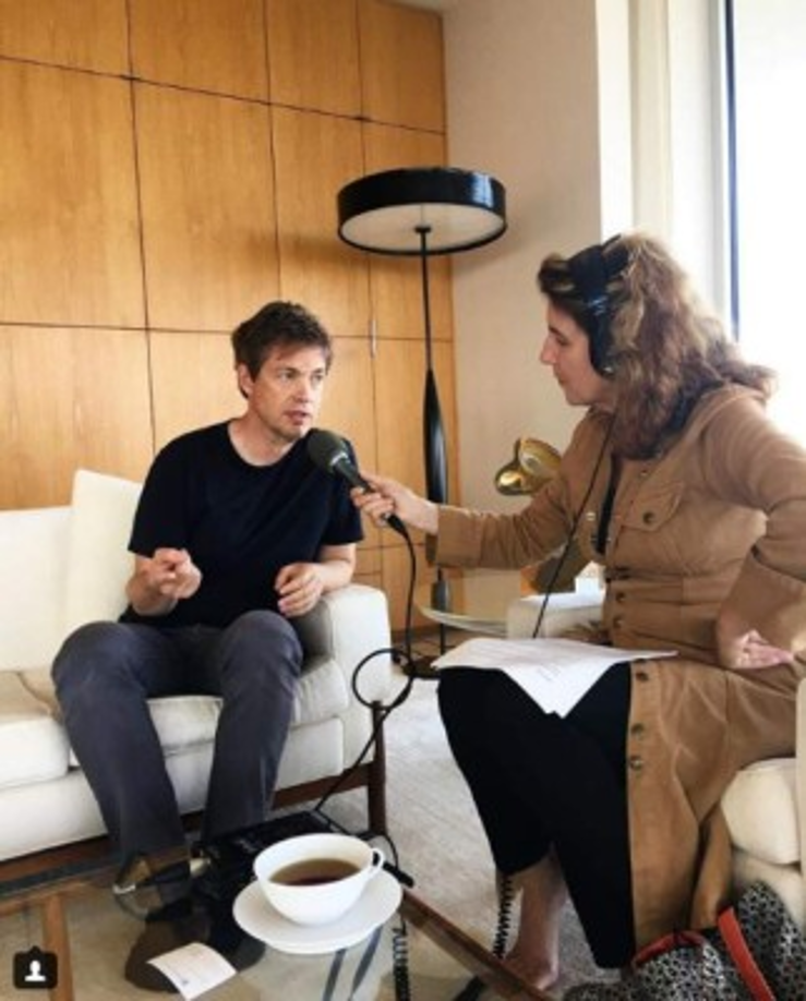 La empresa del millonario, Berggruen Holdings, de capital privado y de riesgo, cuenta con oficinas en Nueva York, Berlín, Estambul, Tel Aviv y Bombay y efectúa inversiones financieras e inmobiliarias en cuatro continentes.