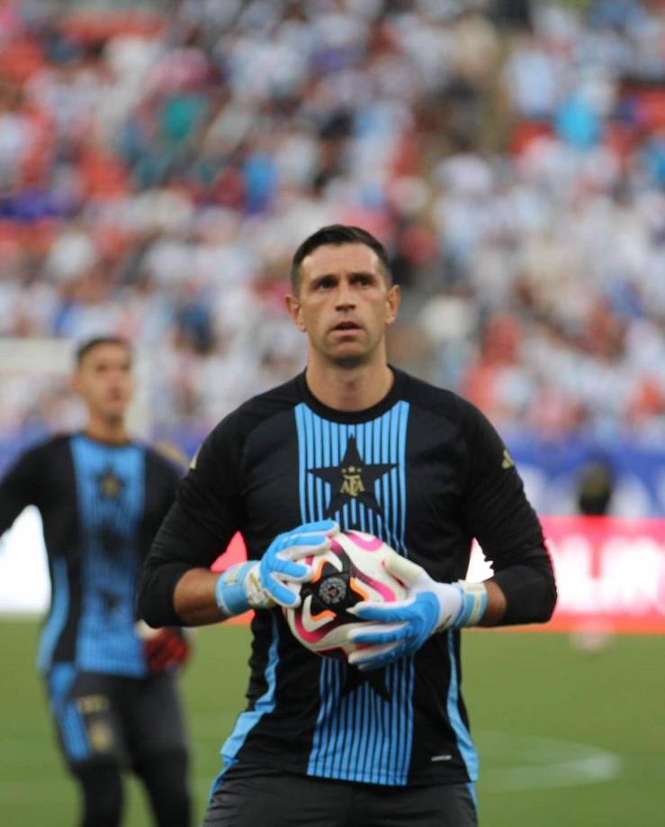 Ahora, se encuentra con la Albiceleste en la doble fecha FIFA eliminatoria rumbo al Mundial de Estados Unidos, México y Canadá.