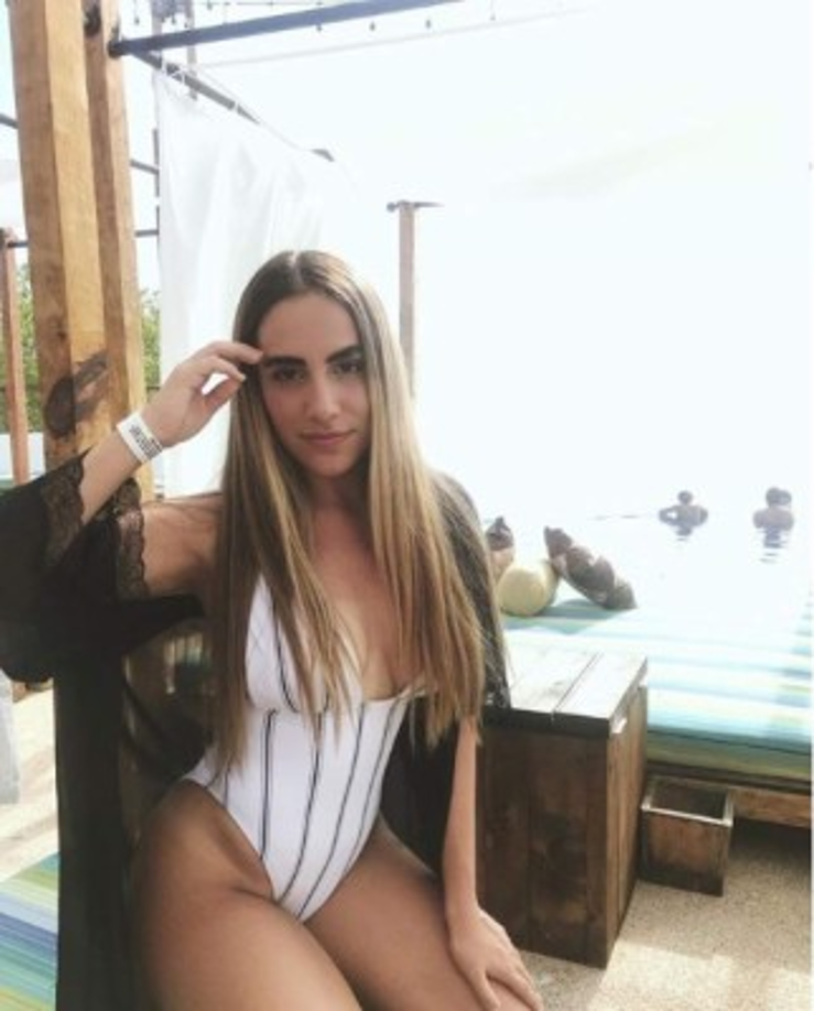 Su signo zodiacal es Escorpión.