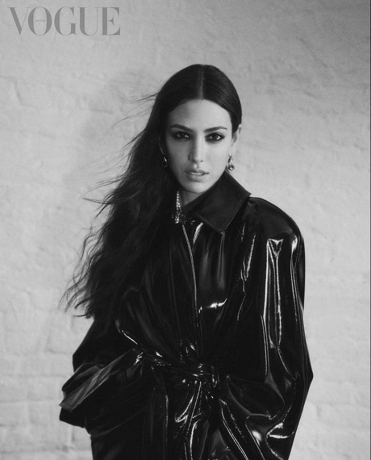 La modelo regresó con una campaña para la revista Vogue. 